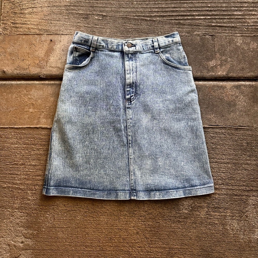 Vintage cap ferrat acid wash mini jean skirt
